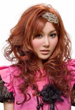 4款派对卷发教你打造up女人味