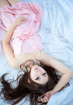 性感粉红小短裙 90后mm诱惑甜美私房写真