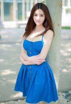 丝袜美女 性感火辣香艳美腿写真图片