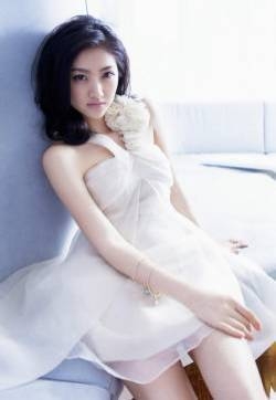 景甜清纯秀丽的小美眉私房写真