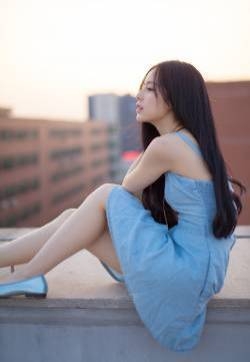 梦幻性感女孩好甜美  制服诱惑的美女
