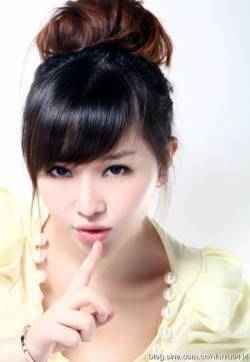 性感美模林眇眇嫩白迷人