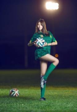 超性感足球宝贝 热辣美女助阵巴西世界杯(二)