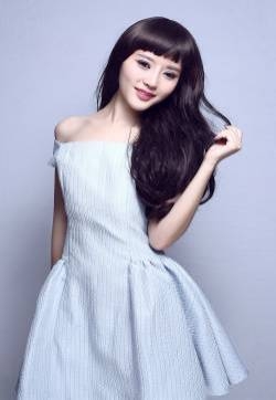 甜美可爱性感嫩模唯美复古风气质写真诱惑