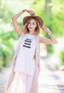 极品波霸美女嫩模诱惑自拍图片