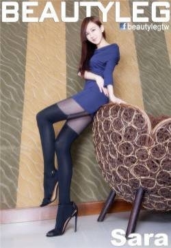 办公室极品长腿美女秘书Sara大胆长筒黑丝袜诱惑图集