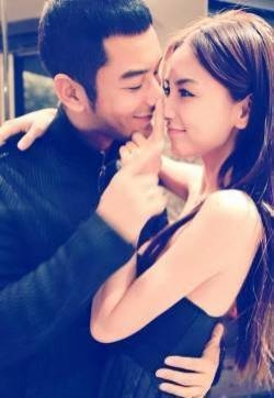 黄晓明angelababy甜蜜婚照图片