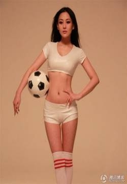 宅男女神张馨予昔日足球宝贝写真图片集