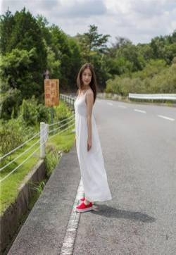 倪妮2014日本发现之旅 安静文艺女神范倪妮图片