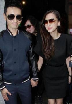 Angelababy黄晓明出席活动图片