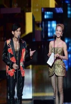 蔡依林周杰伦分手原因被曝光 甜蜜合照图片集锦