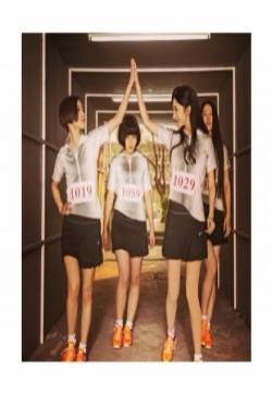 电影小时代图片:时代姐妹花花絮搞怪剧照图片合集下载