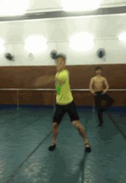 邪恶搞笑动态图片 幽默搞笑动态GIF图片