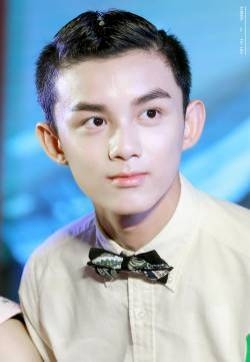 吴磊 <旋风少女> 湖南发布会 现场更是与粉丝互动不断