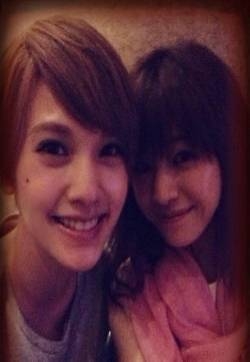 陈妍希杨丞琳闺蜜照 姐妹情深常出游