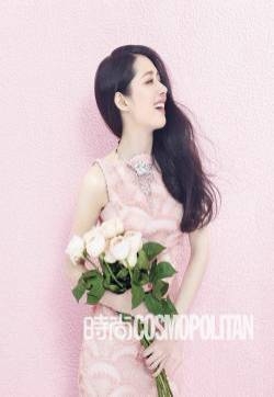 郭碧婷时尚写真图片 化身花仙子优雅动人