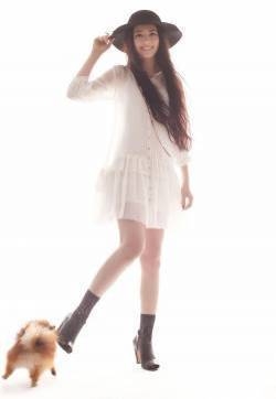 小时代郭碧婷白色写真图片 尽显清新纯净