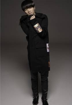 华晨宇《蜉蝣》写真曝光 展