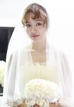 尹恩惠未来的选择将播 唯美婚纱照曝光