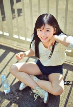 校服女神宋伊人泰国甜美写真第一辑