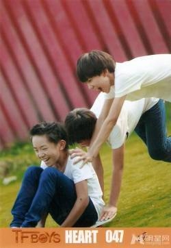 TFBOYS《Heart》生写集第二弹 TFBOYS图片