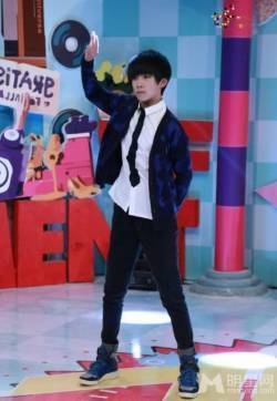 TFBOYS参加演出活动 场面异常火爆 TFBOYS图片