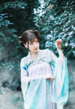 国风汉服美女唯美写真图片