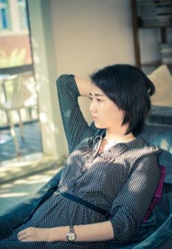 霸气熟女诠释另类小清新非主流个性写真照