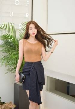 气质白领美女性感职业装私房魅惑写真