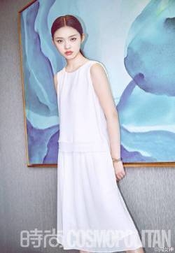 林允频现各大时尚杂志封面写真图片 女神范十足