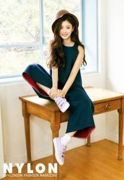 韩国美女金裕贞时尚杂志写真图片（一）
