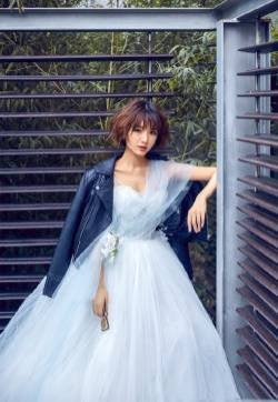 毛晓彤时尚杂志唯美迷人写真图片