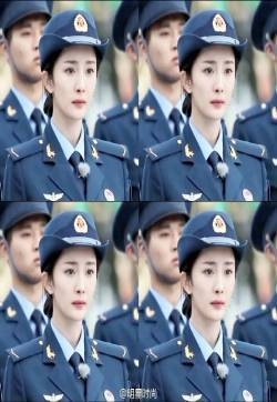 正真男子汉杨幂穿上礼宾服的杨幂英姿飒爽