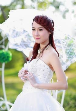 新娘婚纱人像艺术摄影写真精选图片（四）
