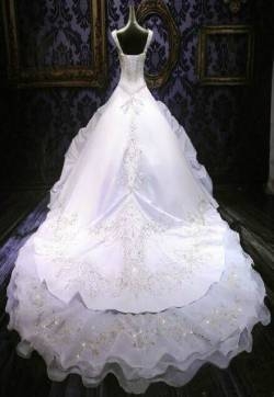 唯美梦幻的婚纱礼服图片 每个女生的梦想
