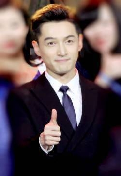 胡歌帅气西装图片