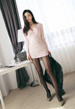 帅气女王性感长腿黑丝袜私房写真图片