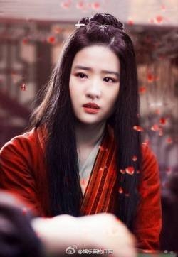 刘亦菲唯美古装写真图片