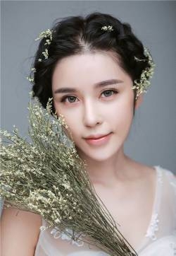唯美梦幻亚洲美女婚纱摄影写真高清图片