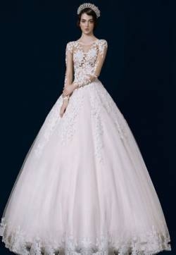 复古华丽的宫廷风婚纱图片