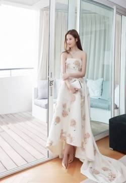 刘亦菲图片  刘亦菲仙气飘飘唯美礼服图片