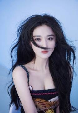 张馨予薄纱透视性感图片