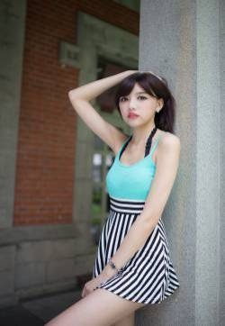 甜美女生Kaka随性烂漫唯美养眼写真图片