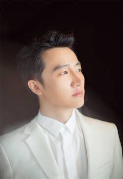 黄轩白马王子高清图片