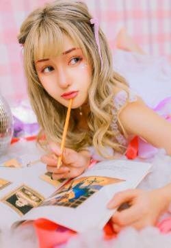 二次元美女洛丽塔公主装扮唯美梦幻写真