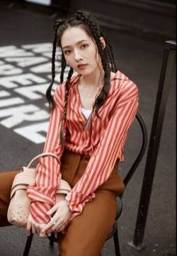 郭碧婷嘻哈风时尚大片写真图片