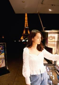 李沁巴黎甜美时髦街拍写真图片  李沁图片
