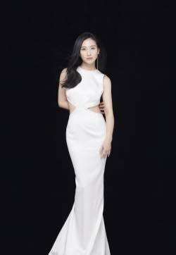 《极限挑战》张艺兴校服高清剧照帅气图片