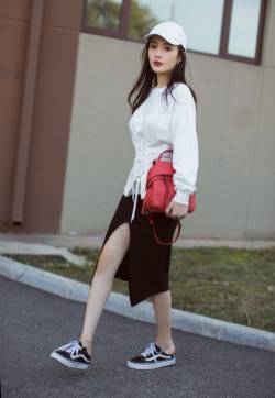 李小璐休闲性感写真图片