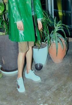 魏大勋温暖帅气邻家大男孩时尚写真图片